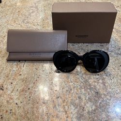BURBERRY WOMAN SUNGLASSES 
