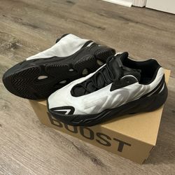 Yeezy Boost 700 MNVN blue tint