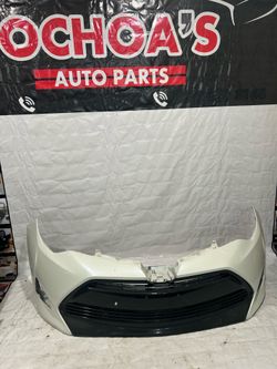 Toyota corolla le 2017 and 2018 and 2019 front bumper