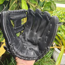 WILSON A500 11.5 BASEBALL GLOVE ALL LEATHER  # A0500BB115XX IN EXCELLENT CONDITION  INFIELD  GLOVE