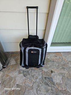 26" new  school Rolling  backback