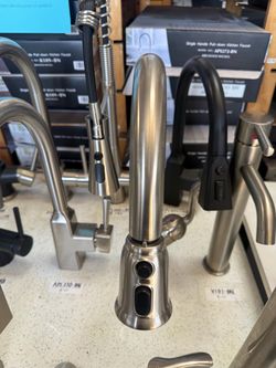 Kitch Faucet Single Handle Pull-down Kitchen Faucet K110-BN