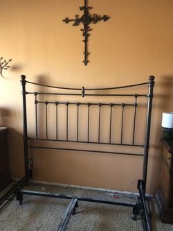 Queen bed frame/Metal