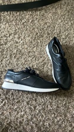 Michael kors allie stride trainer