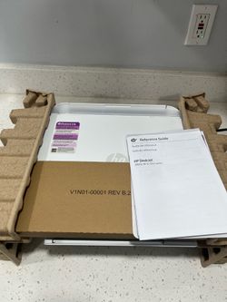 HP DeskJet 2800e All-in-One Printer (WiFi / Escáner) - Prácticamente Nueva