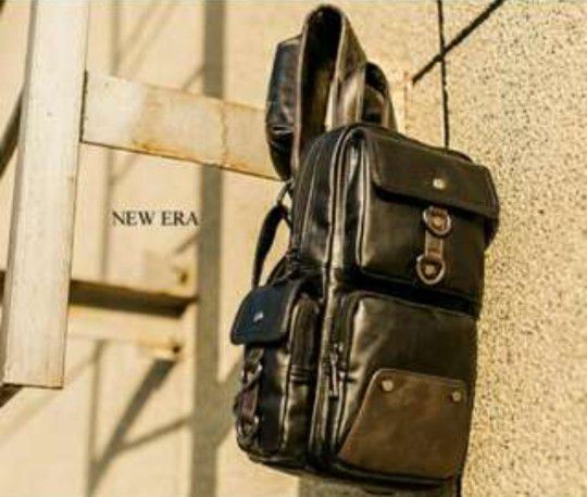 NEW! Handmade Genuine Leather Crossbody Sling Bag for Men Blk/Brown 