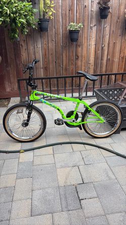 Haro BMX bike (VINTAGE REISSUE) 2021