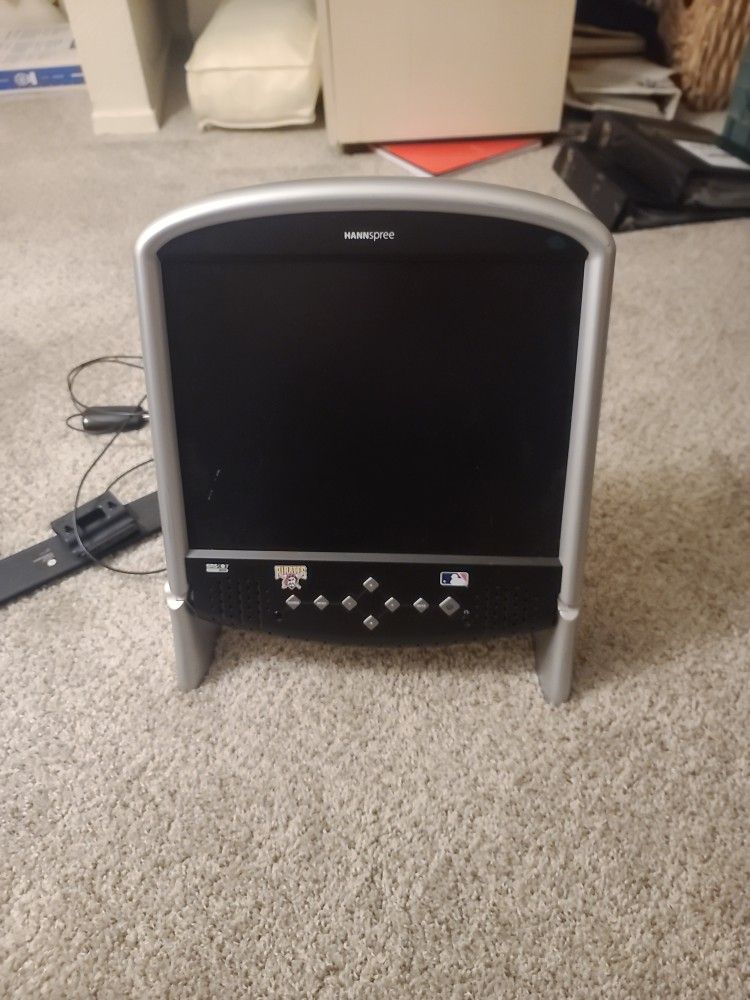 HANNSpree MLB Pirates Baseball LCD 15" Monitor/TV ST35-15U1-017