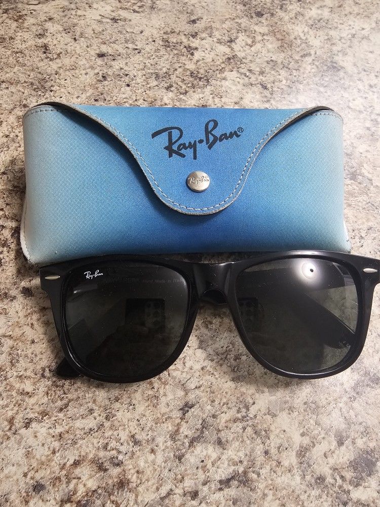 Ray-Ban Wayfarer