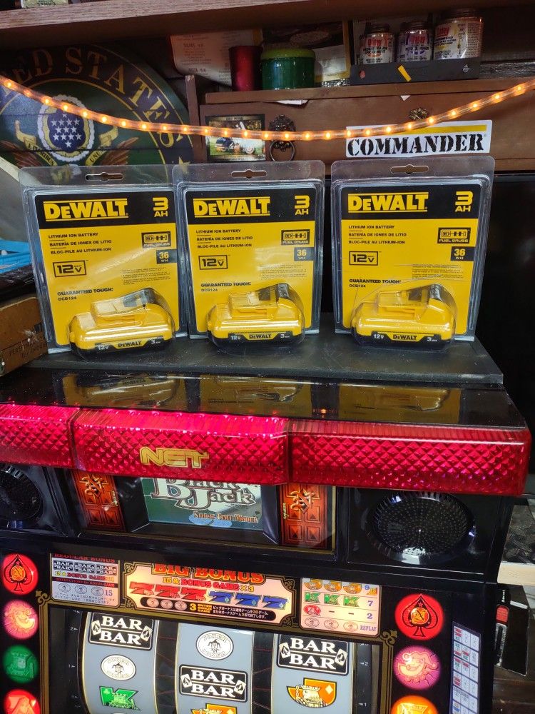 DeWalt 3AH 12 Volt Batteries