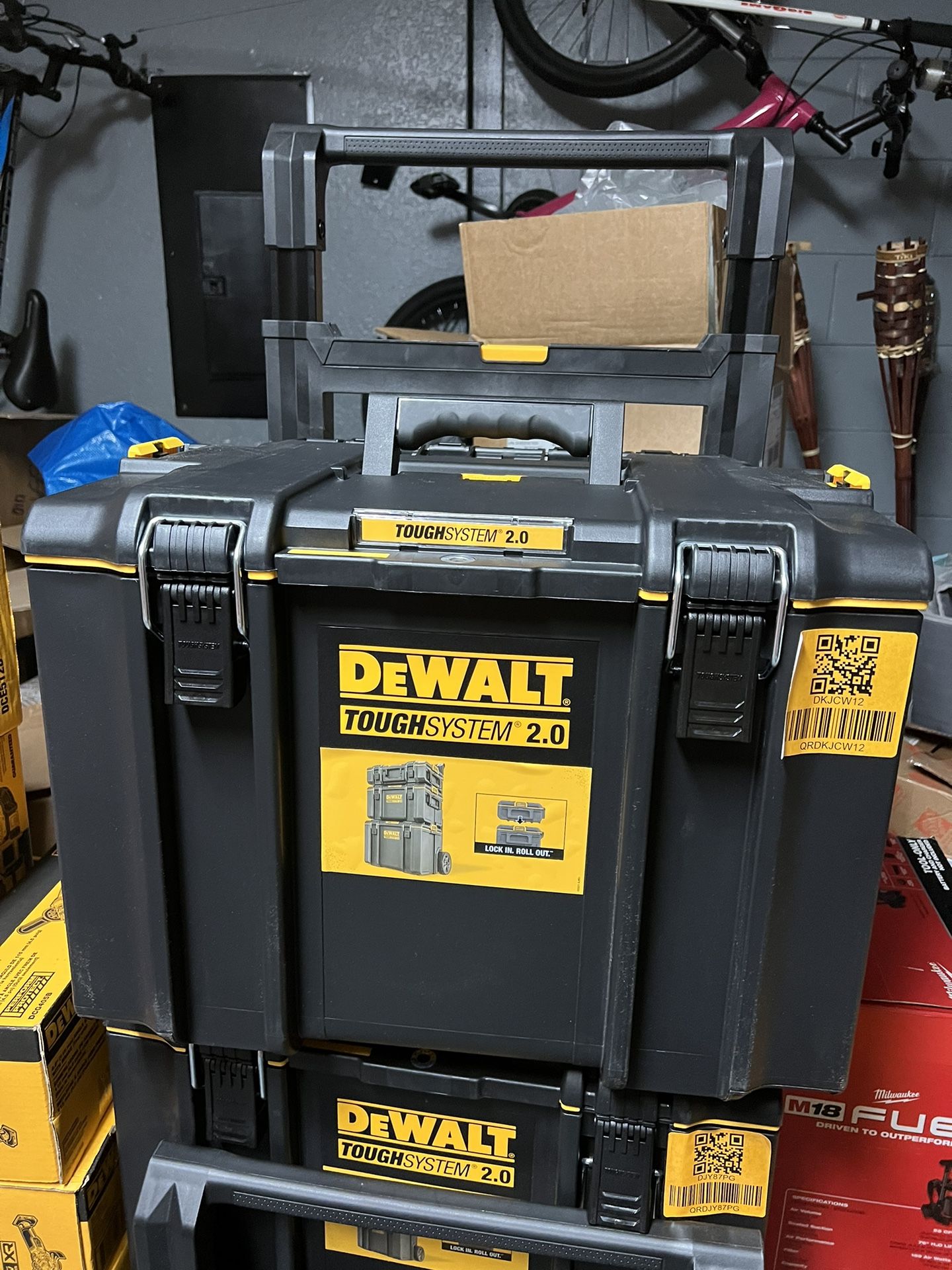 New Box Dewalt 
