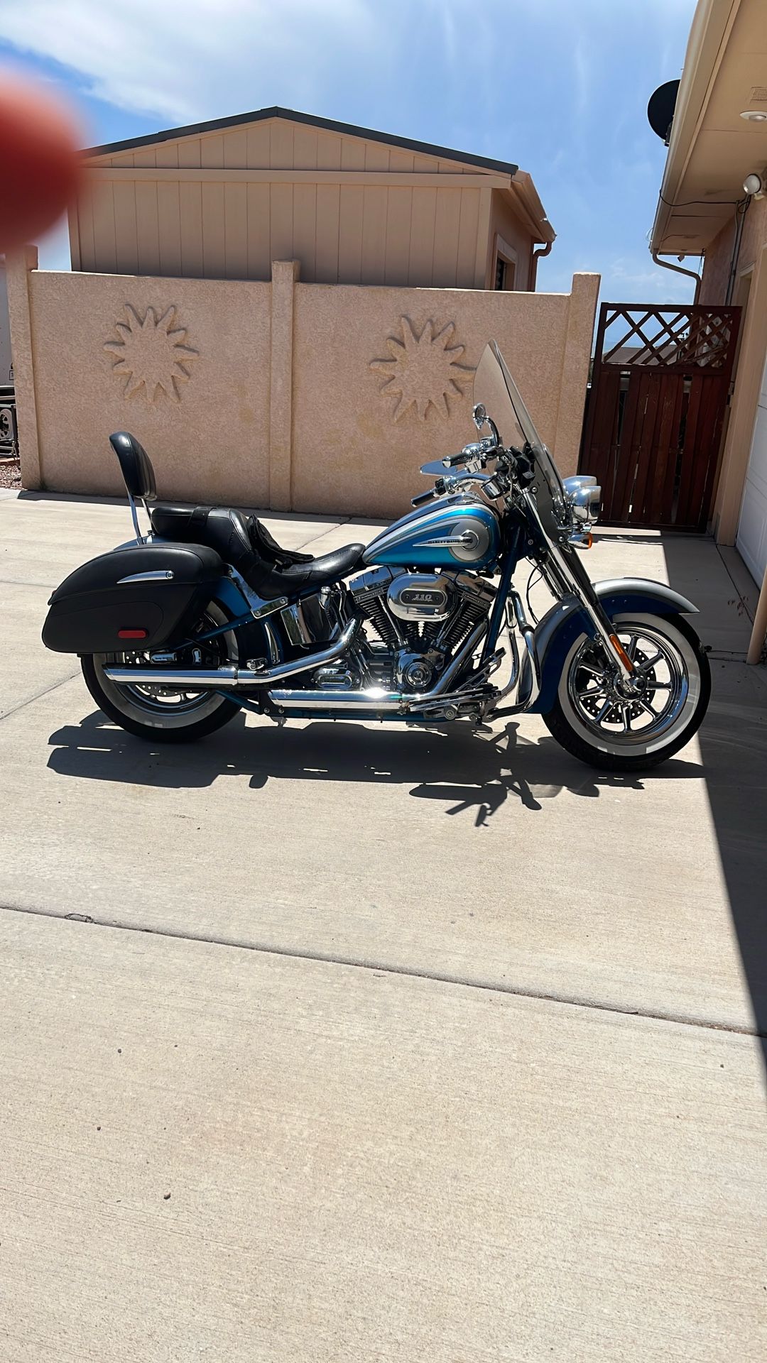 2015 Harley-Davidson CVO softail DELUX $11,995