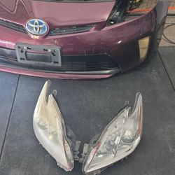 Toyota Prius Headlights 