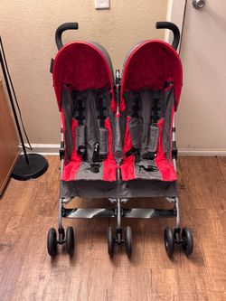 Delta Children Double Umbrella Stroller