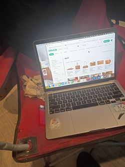 Apple MacBook Laptop