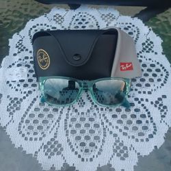 Ray-ban Polarize.