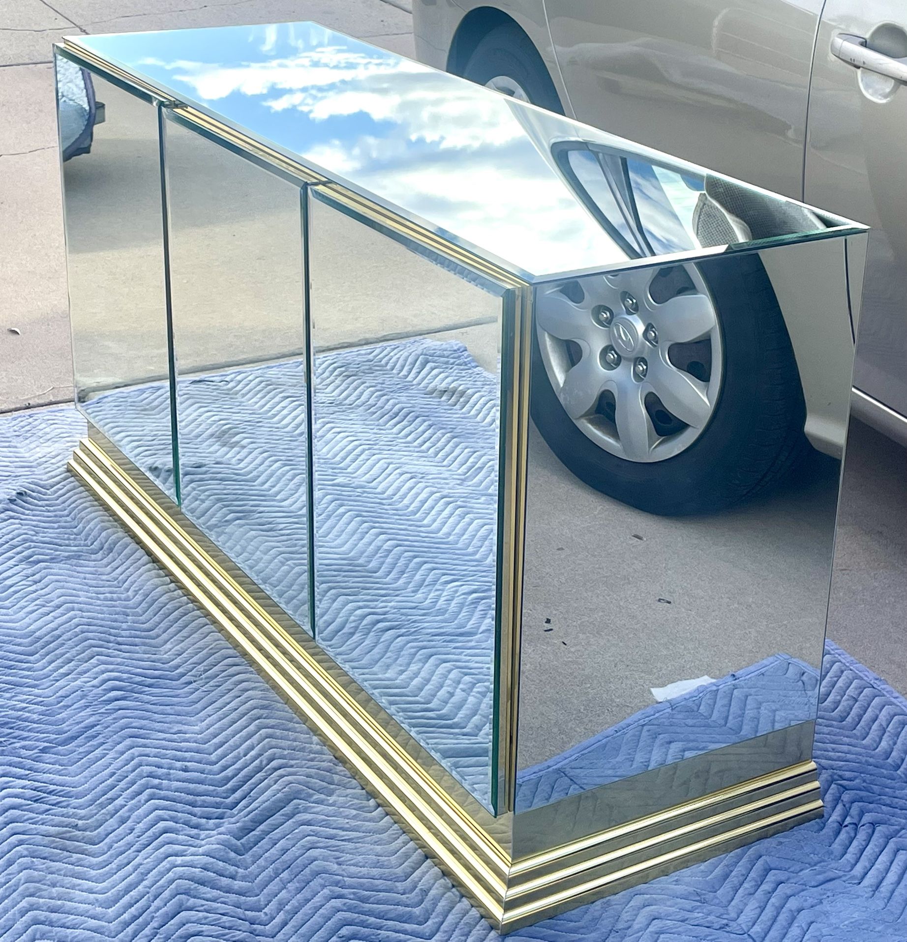 Gorgeous Vintage Ello Brass & Mirrored Glass 3 Door Sideboard Buffet Credenza