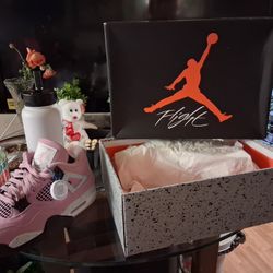 Brand New Air Jordan 4 Retro Wmns