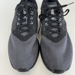 Men’s Nike Zoom Shoes Size 12 