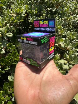 NeeDoh Nice Cube Glitter & Glow