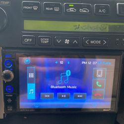 $80 Brand New Touchscreen Tv