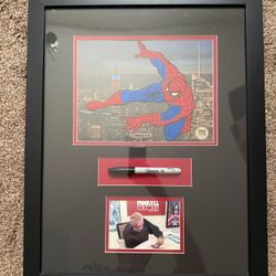 Stan Lee Signed Marvel Spider Man Frame