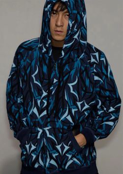 Clot alienegra hoodie size M