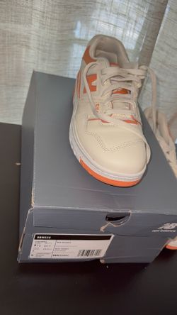 New Balance 550 Beige Orange BBW550AJ Sneakers Womens Size 9 1/2