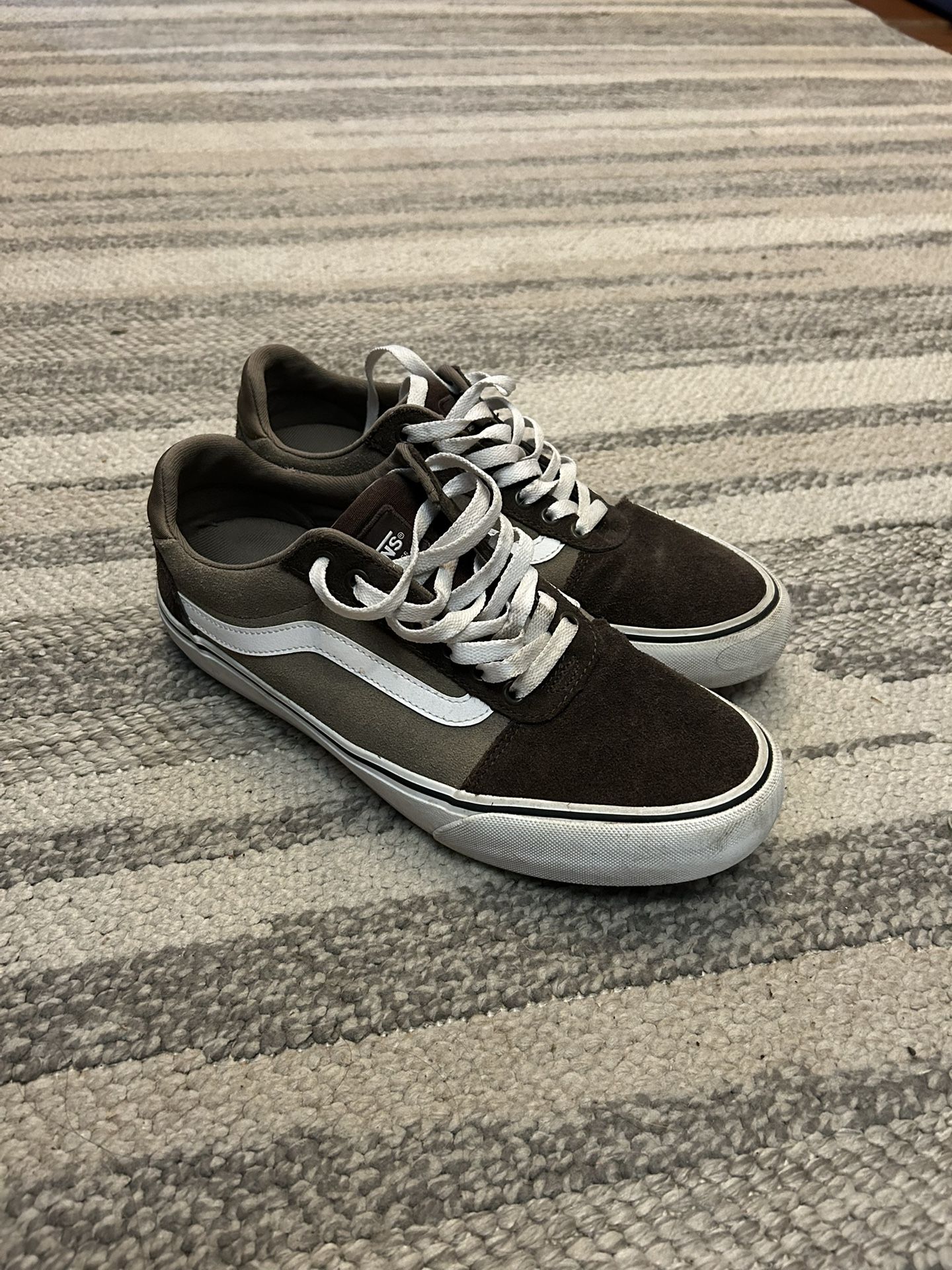 Old Skool Vans Men’s Size 10