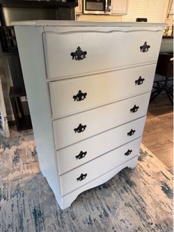 Dresser
