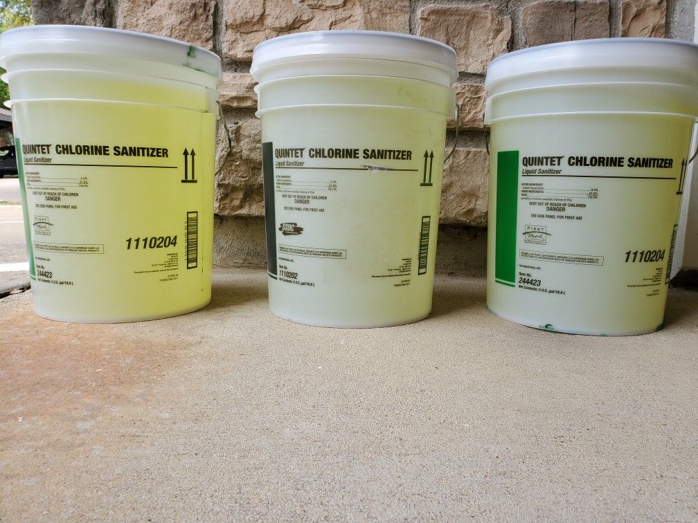 ECOLAB CHLORINE SANITIZER (BRAND NEW!!!!!!!!!!!!!!!)