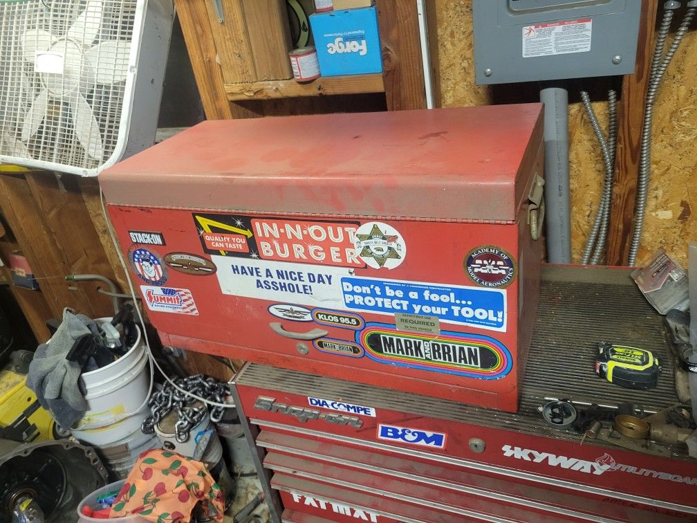 Used Top Box Stack On Vintage Metal Tool Box, Top Box for Sale in Upland, CA - OfferUp