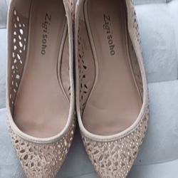 WOMENS FLATS