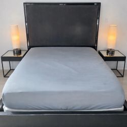 RESTORATION HARDWARE KING SIZE BED