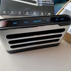 Poweradd Bluetooth Wireless Speaker, Loud 40 watt, Like New!!