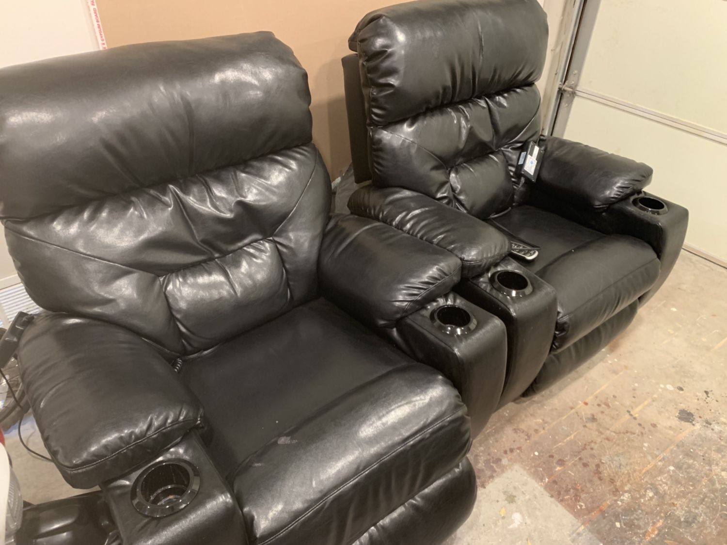 2 Lazy Boy Electric Recliners