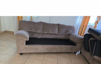 Sofa set