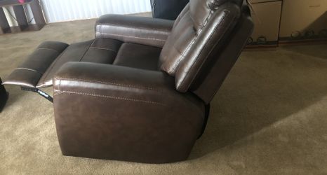 Member's mark standage leather recliner deals