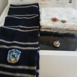 FREE Harry Potter Ravenclaw Scarf Book Watch Tie Figurines Cards Music Box Robe Flag