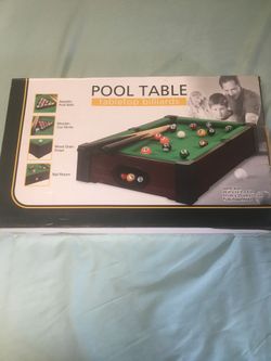 Table top pool table