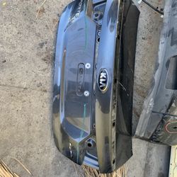 2019-2023 Kia Forte Trunk Lid