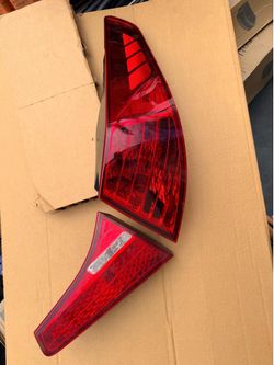 Brake lights assembly