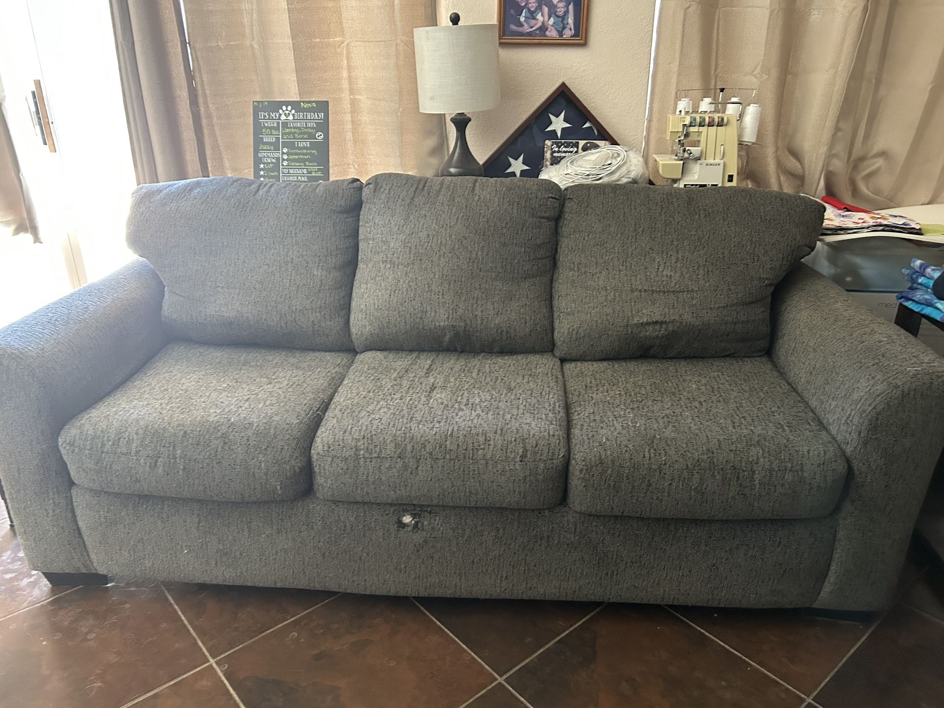 Couch And Sofa 