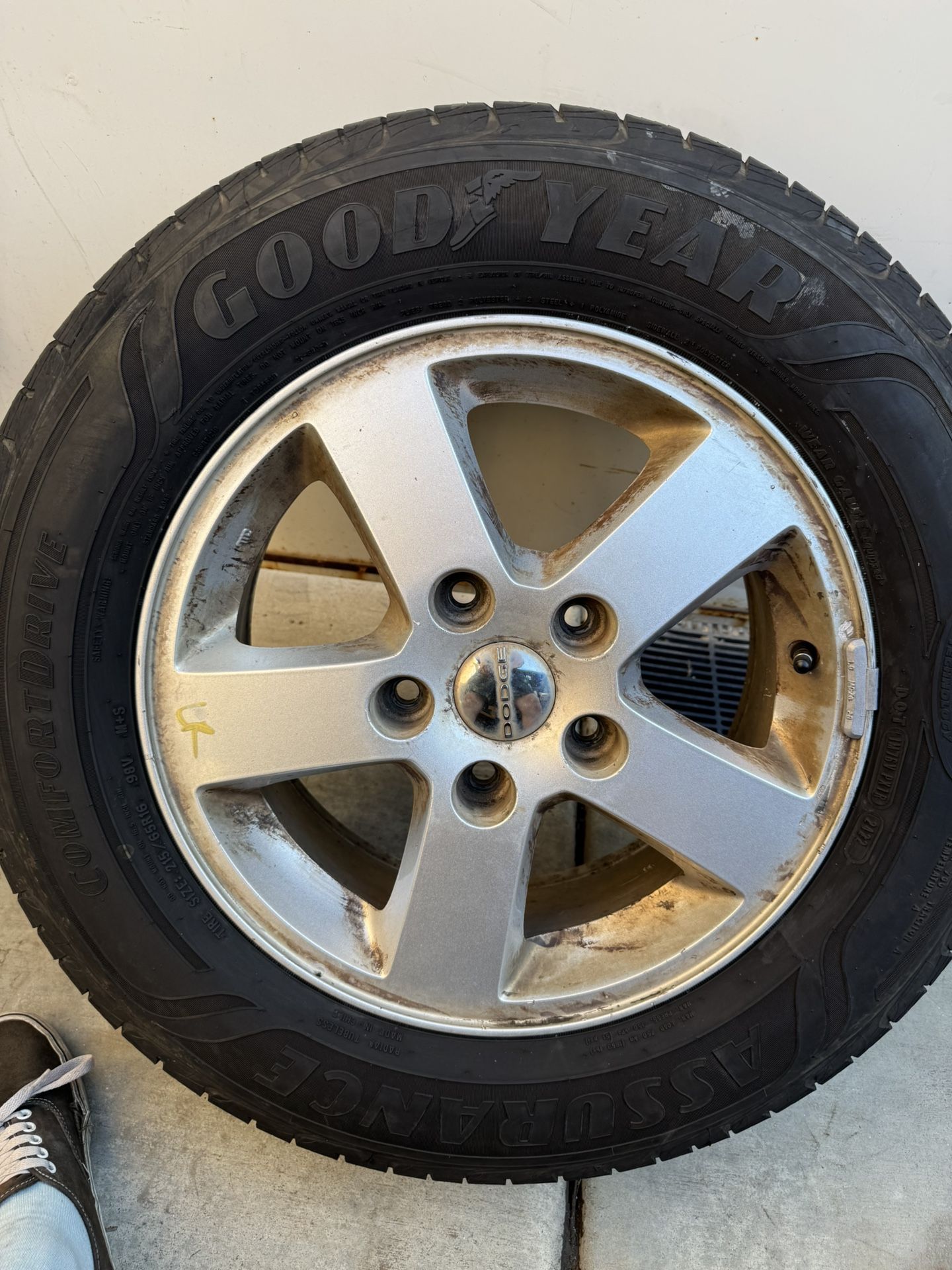 Wheel 16x6-1/2 Aluminum 5 Spoke Machined Finish Fits 08-13 CARAVAN