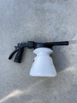 Garden hose snow cannon