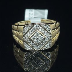 10KT Yellow Gold Square Diamond Ring 6.00g .5CTW Size 10 182290/7