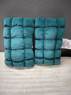 TOSS PILLOW Room Essentials Set Of 2 Pc