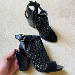 Black ShoeDazzle Booties - Size 6