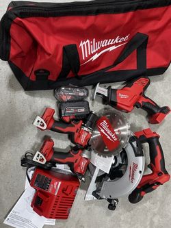 En venta nueva Milwaukee M18 4-Tool Combo Kit