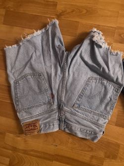 Levis jean shorts